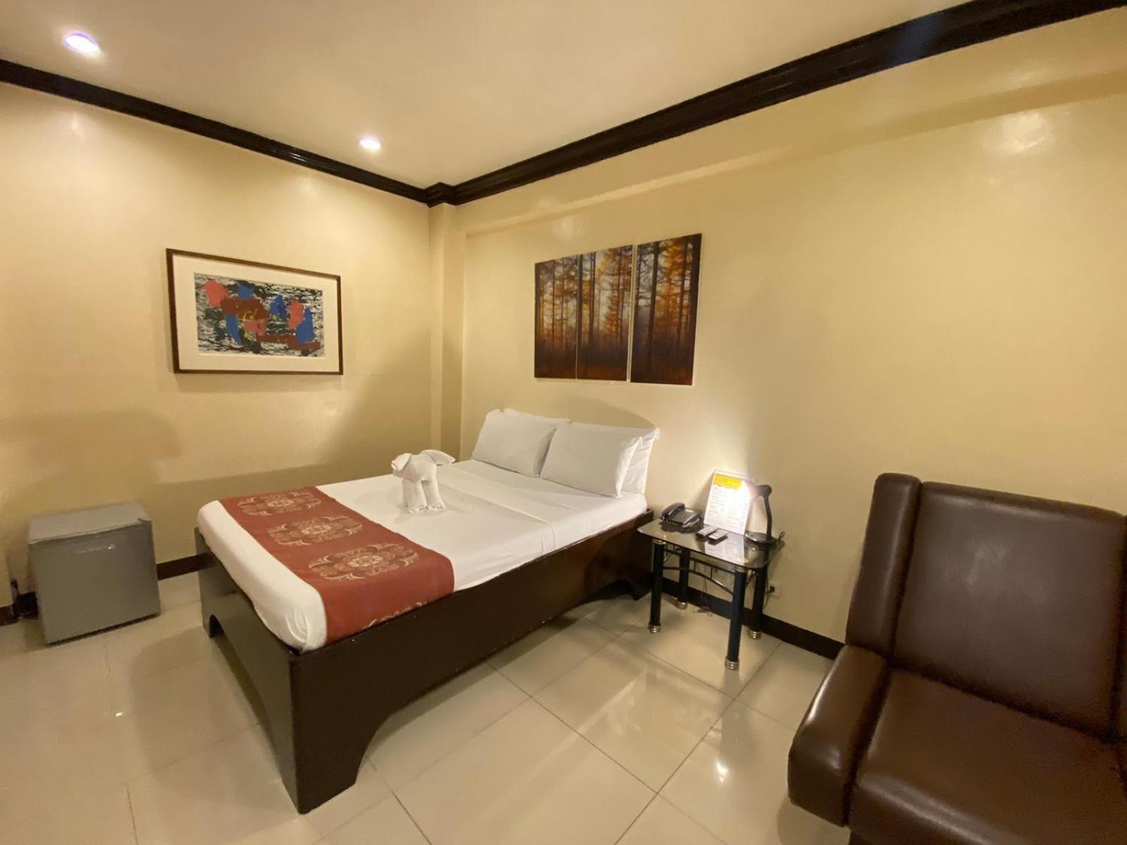 Stone House Quezon City San Juan (Metro Manila) Exterior foto
